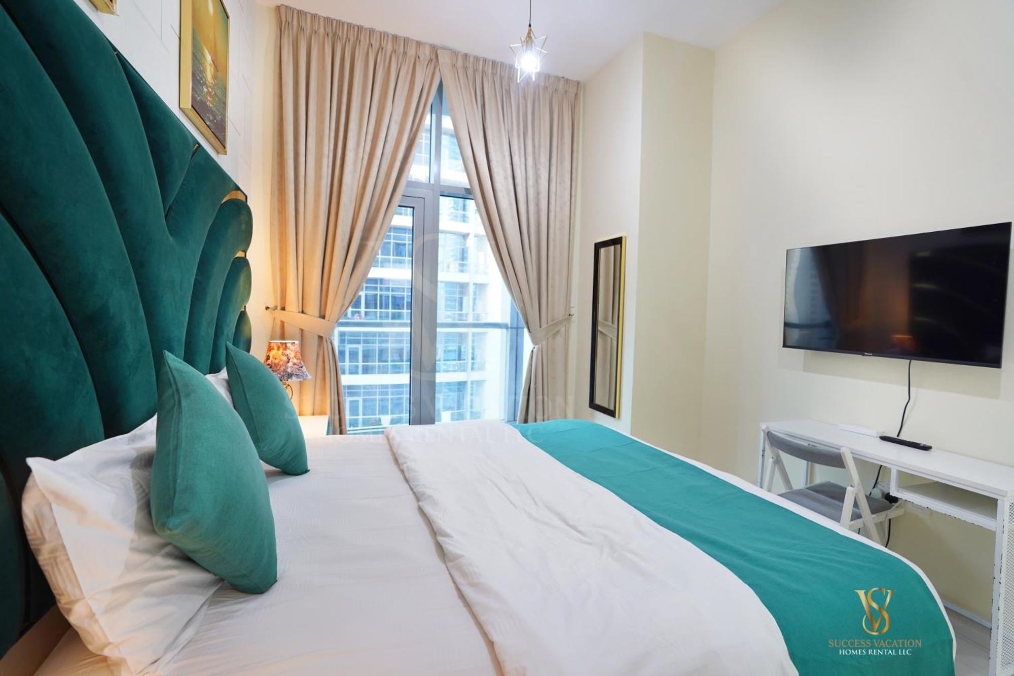 Marina , Success Luxury Apartments, Near Jbr And Metro Station-daily Free Housekeeping Included Appartamento *