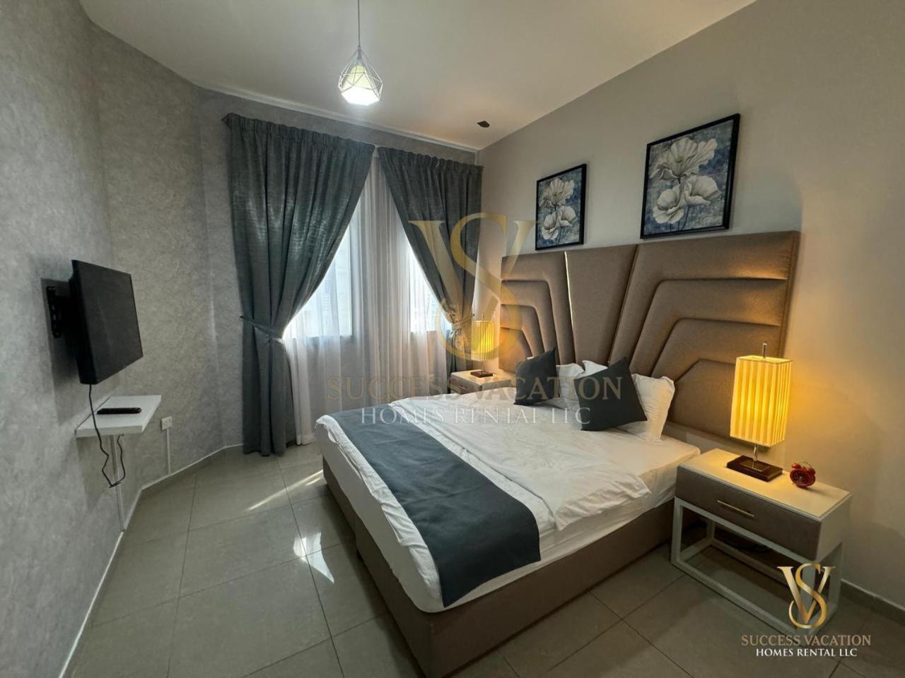 Marina , Success Luxury Apartments, Near Jbr And Metro Station-daily Free Housekeeping Included Appartamento *