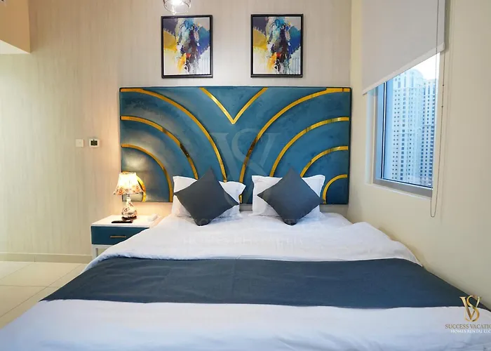 Dubai Marina , Success Luxury Apartments, Near Jbr Beach And Metro Station-Daily Free Housekeeping Included