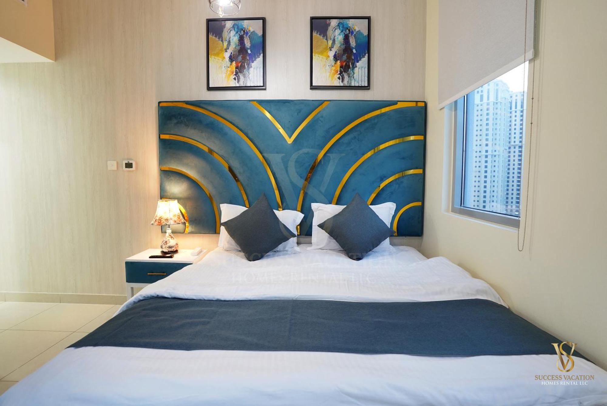 Marina , Success Luxury Apartments, Near Jbr And Metro Station-daily Free Housekeeping Included Dubaï