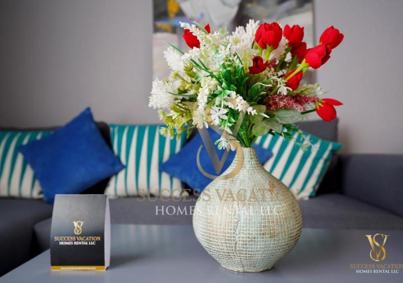 Marina , Success Luxury Apartments, Near Jbr And Metro Station-daily Free Housekeeping Included Апартаменты